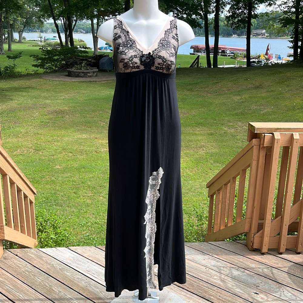 Soma soft & sexy long nightgown S-M